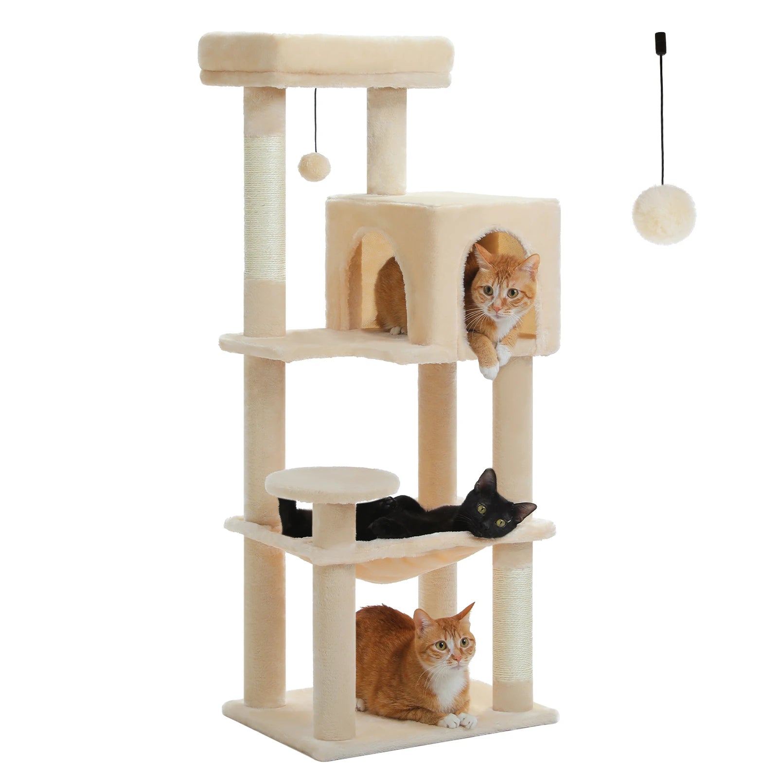 Vue produit complète de l'arbre à chat beige sur fond blanc avec deux chats répartis sur les niveaux