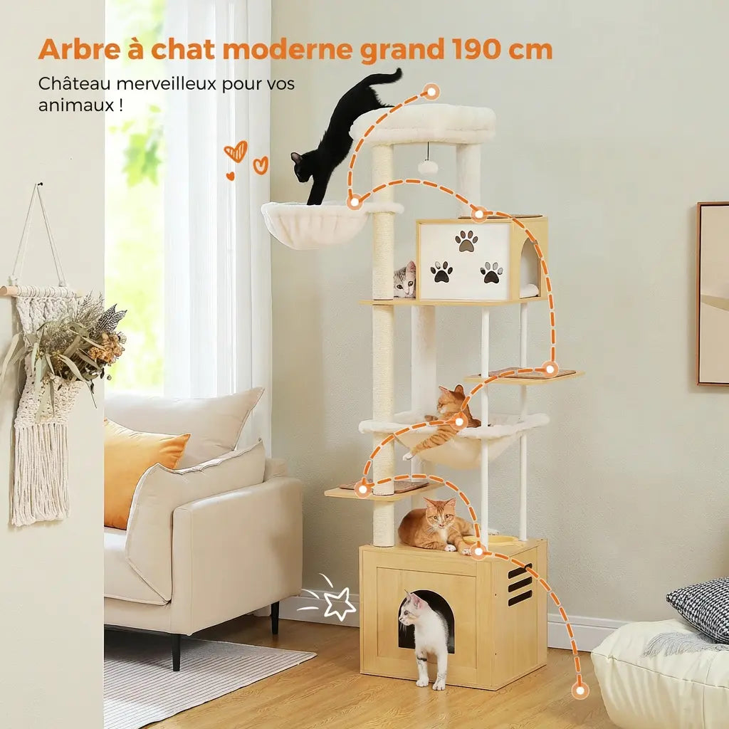 Arbre à chat en bois moderne 190 cm style château installé dans un salon avec canapé et plusieurs chats qui grimpent
