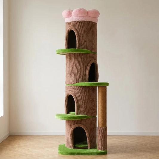 Arbre à chat xxl avec tronc marron, quatre refuges superposés, plateformes vertes et coussin fleur rose au sommet.